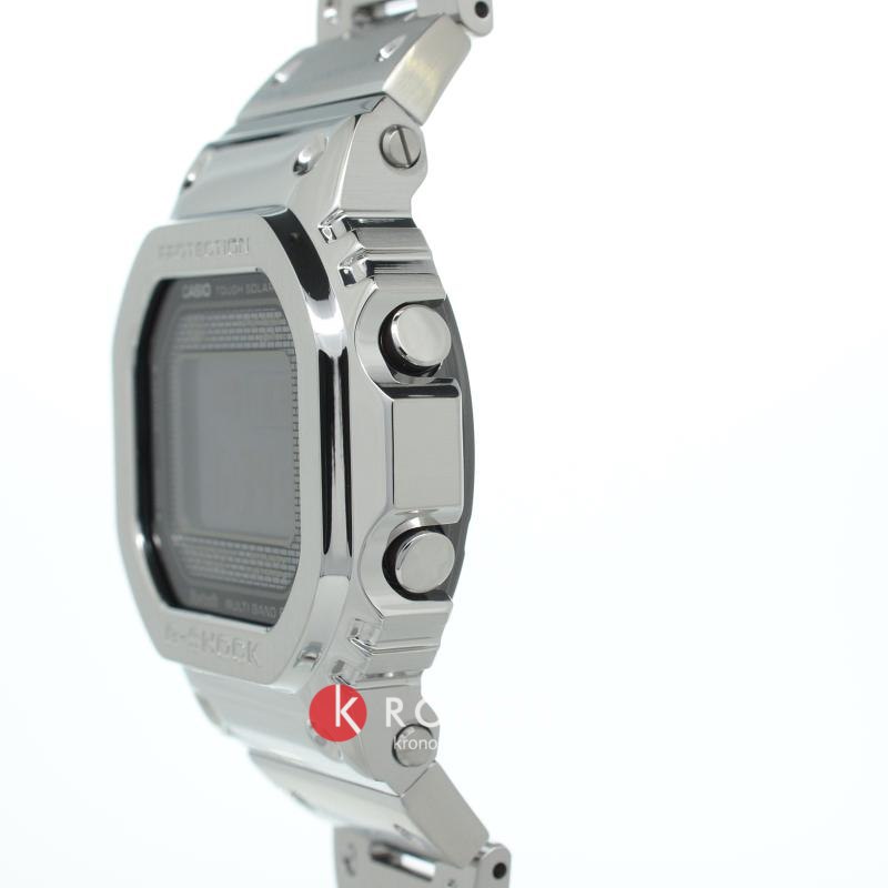 Фотография часов Casio G-Shock GMW-B5000D-1ER_6